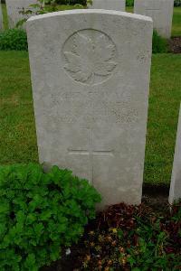 Etaples Military Cemetery - Harper, W W